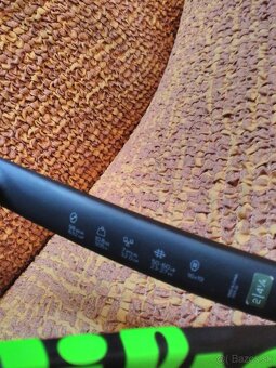 Predám tenisovú raketu WILSON BLADE 98 v7 - 3