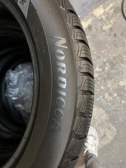 225/55 R18 - 3