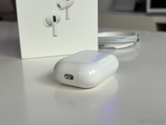 AirPods Pro 2 / Lightning verzia / 6 mesiacov záruka - 3