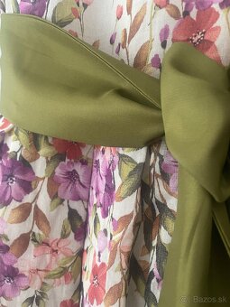 Koktejlové šaty - 3