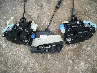 zamoky, spustac, mechanizmus, octavia II, fabia 2 , škoda - 3