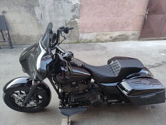 HARLEY DAVIDSON STREET GLIDE FLHX C USTOM SPECIAL - 3