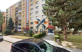 Na predaj 2 izbovy byt na sidlisku III - 3