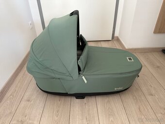 CYBEX Priam 4.0 Lux Carry Cot Leaf Green Platinum - 3