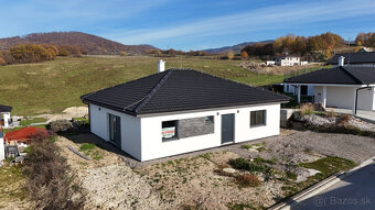 NOVOSTAVBA 4 – IZBOVÉHO BUNGALOVU PRI ŽIARI NAD HRONOM VIDEO - 3