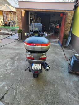 Suzuki Burgman 650 - 3