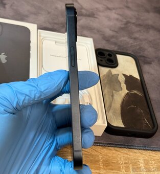 Apple iPhone 13 128GB Blue / 93% batéria - 3