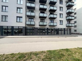 Prenájom lukratívneho priestoru v centre Ružomberka – 220 m² - 3