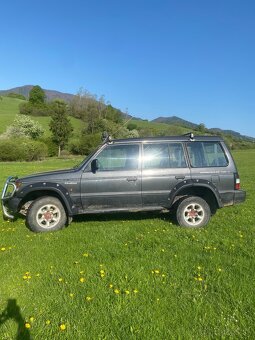 Mitsubishi pajero 2 - 3