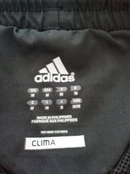 Predám čierne 3/4 nohavice zn. Adidas - 3