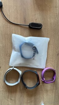 Predám hodinky a náramky Xiaomi Redmi Smart Band - 3