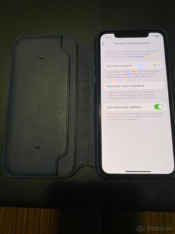 Predam IPhone 11 pro gold 256 GB - 3