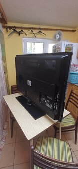 Samsung TV-uhlopriečka 100 cm. - 3