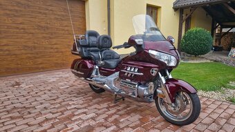 Predam Hondu Goldwing GL1800 - 3