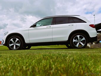 MERCEDES-BENZ GLC 250 D 4MATIC -EXCLUSIVE-SLOVENSKE-NADHERNE - 3