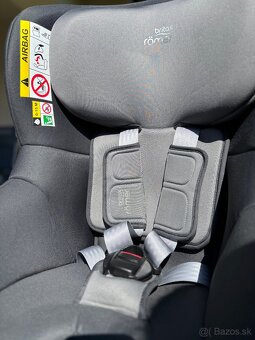 Britax Romer Dualfix m i-size - 3
