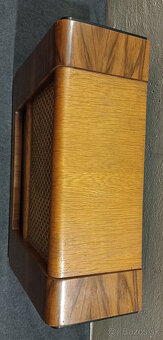 Staré retro rádio Tesla Arie 506A - 3
