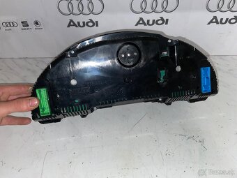 Budíky AUDI A4 b7 2.0l - 3