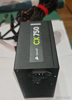 Corsair CX750 - 3