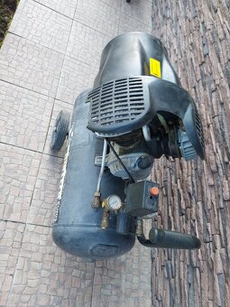 Predam olejovy konpresor Einhaell 50L - 3