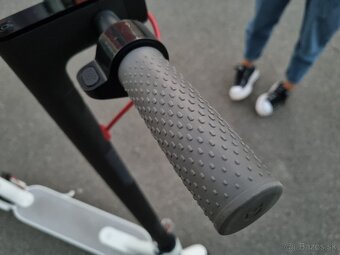 Predám kolobežku Xiaomi M365 - 3
