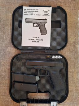 Samonabíjacia pištoľ Glock 19 - 3