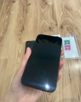 Predám Apple iPhone 14 128GB Midnight - 3