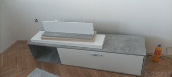 skrinka obývacia - 3