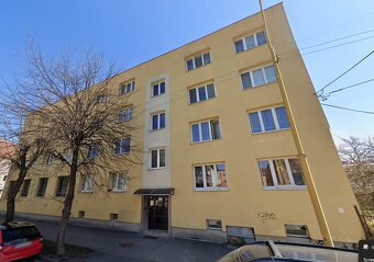 Prenájom zrekonštruovaného 3-i bytu v centre Ružomberka - 3