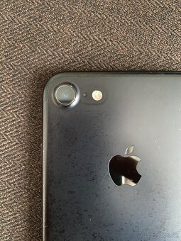 iPhone 7 matný čierny - 3