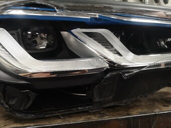 Svetlo Bmw 5 G30 G31 - 3