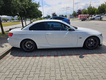 Bmw e93 330i (n53 200kw) - 3