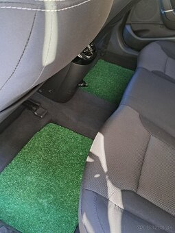 Predám koberčeky do Hyundai i40 2013 combi - 3