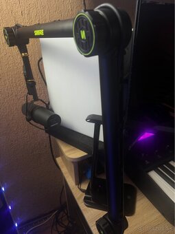 Shure SM7B - 3
