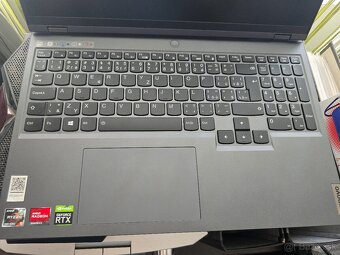 Herny notebook Legion 850e - 3