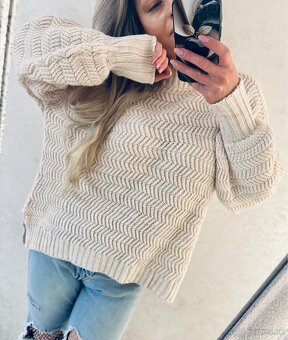 Damsky pulover taupe - 3