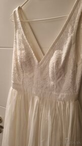 Svadobne dlhé šaty s čipkou - 3