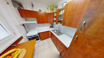 NAJLACNEJŠÍ 3- izbový byt Topoľčany, neďaleko ZKW - 3