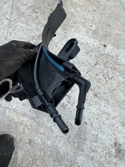 Palivove vedenie octavia 3 - 3