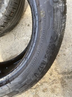 Predám letné gumy bravuris 5 215/55/r17 - 3
