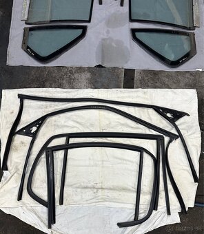 Dvojité sklá BMW E32 - 3