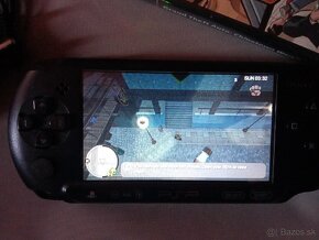 Sony Playstation Portable PSP + GTA Chinatown wars - 3