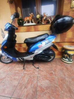 Skúter VR 50 QT von Road - 3