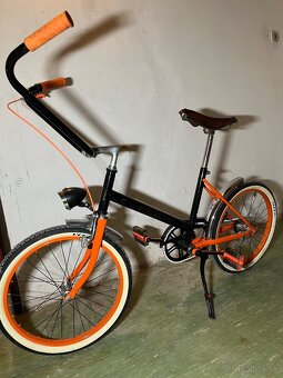 Retro - 3