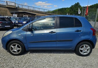 Toyota Yaris 1.0 VVT-I Base - 3