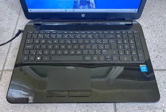 HP 15 / Intel N2815 / 4GB RAM / 128GB SSD / 15.6" - 3