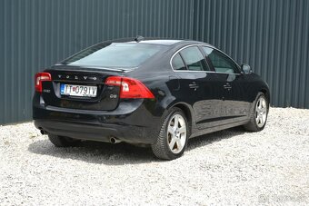 Volvo S60 2.4 Summum, 5-valec, Automat - 3