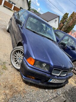 BMW E36 320i - 3