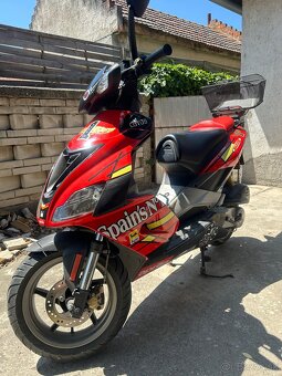 APRILIA SR50 - 3