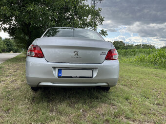Predám Peugeot 301 - 3